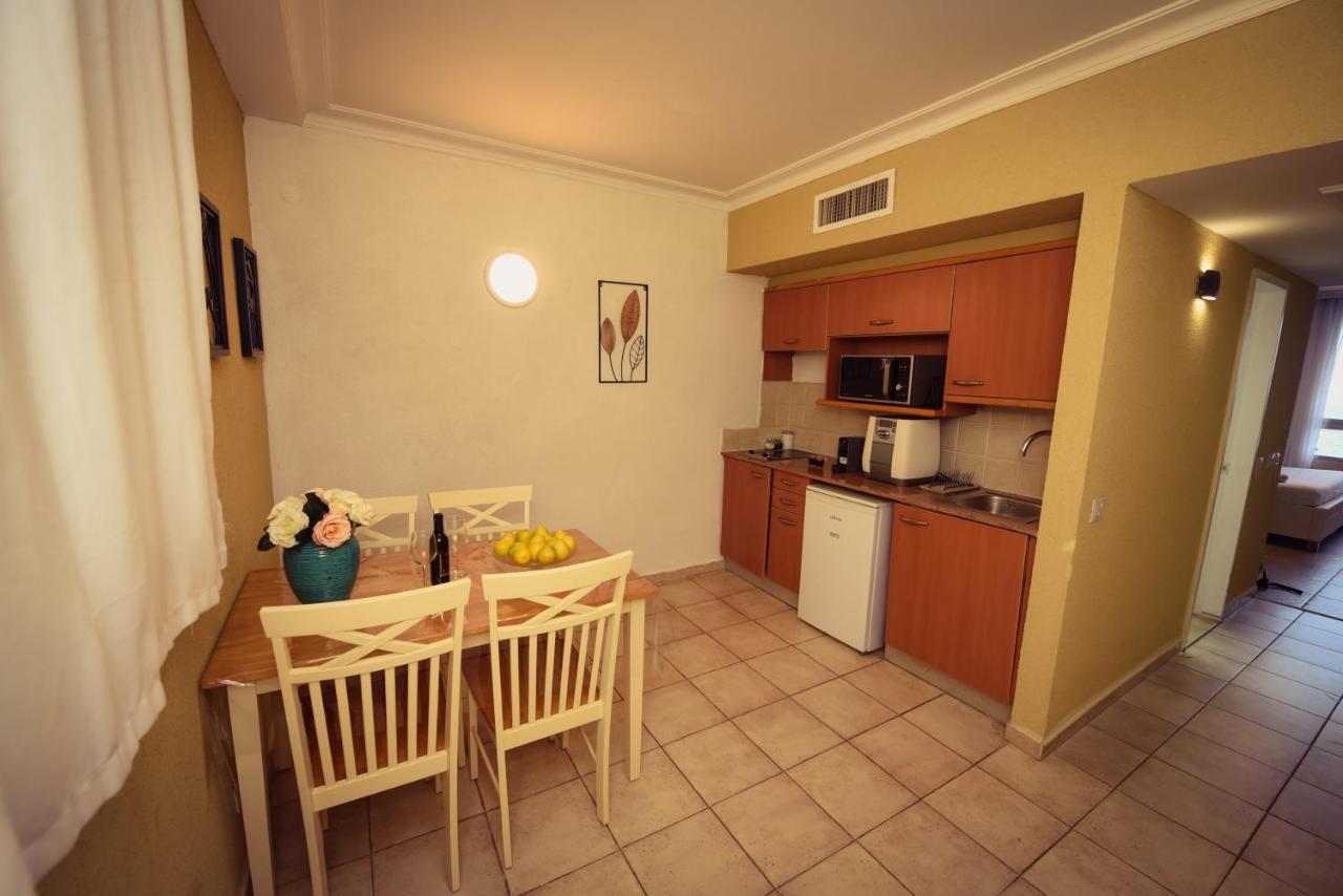 Apartment מגדל אלמוג - 